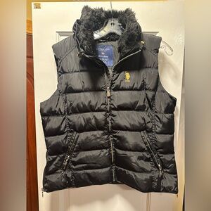 Women’s Polo Puffer Vest (size XL)